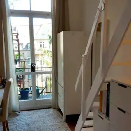 Top Lage Helles Mit Hochbett * Wiesbaden
