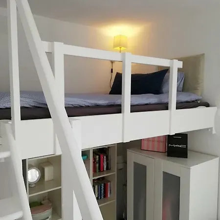 Top Lage Helles Mit Hochbett * Wiesbaden